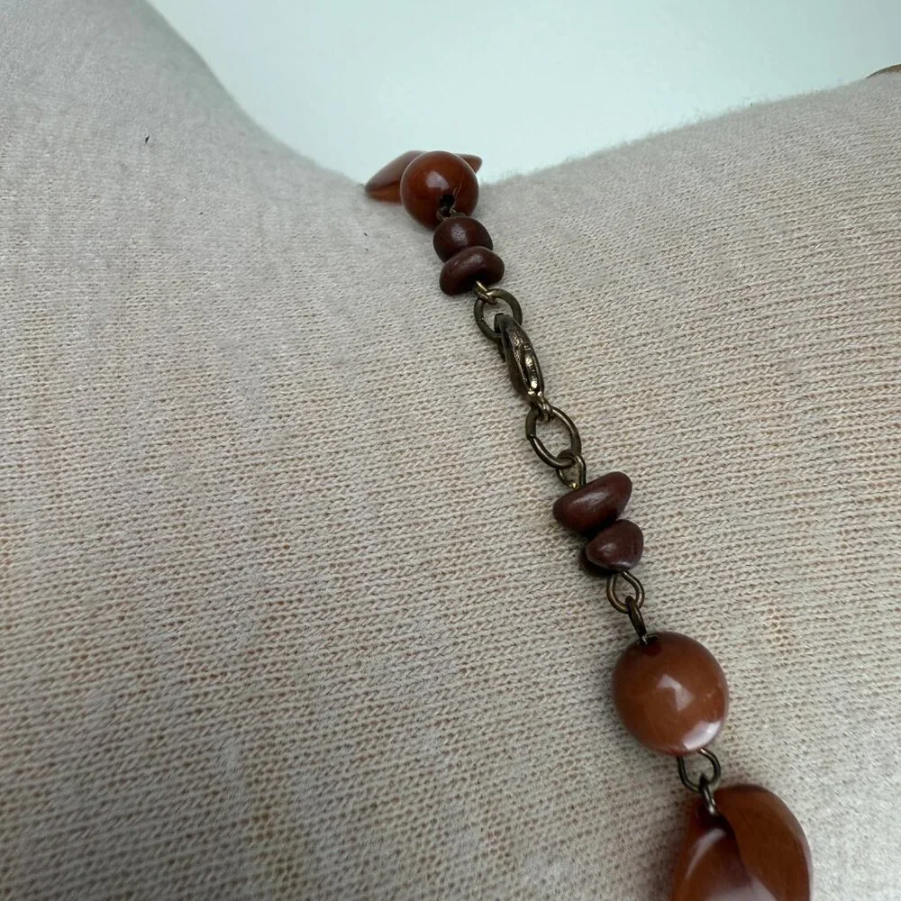 Brown Plastic Link Necklace 29